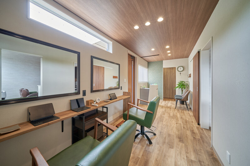 スパ・サロンBROWN | 下関のヘアサロン