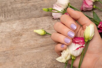 ティーエヌ TSUTAYA松戸駅前店 | 松戸のネイルサロン