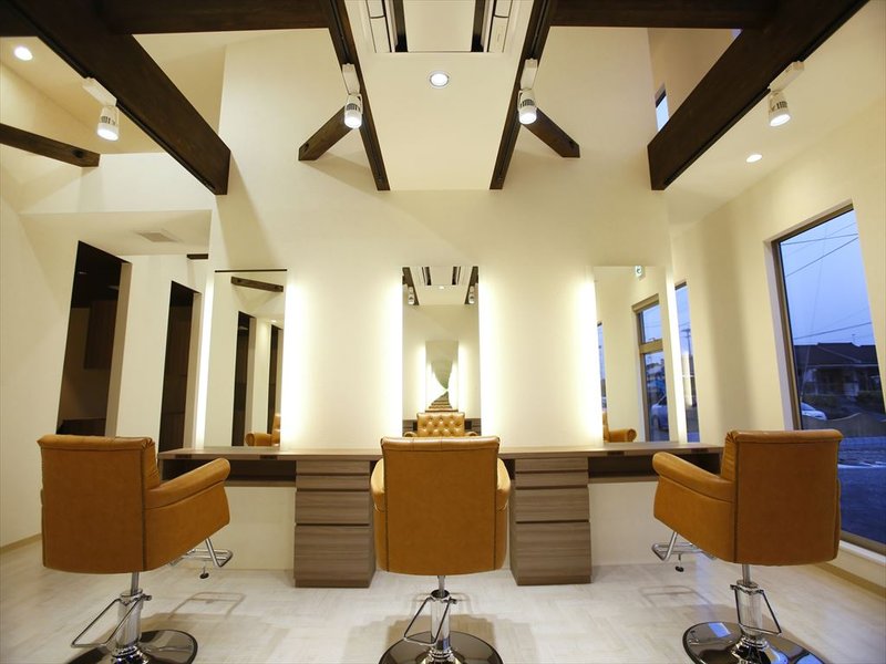 PARIS AVENIR | 姶良のヘアサロン