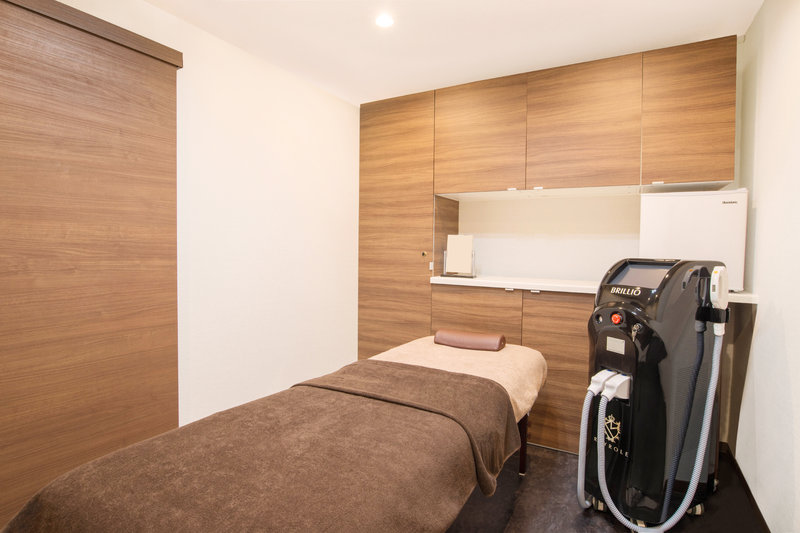 メンズ脱毛サロン レイロール 池袋店 | 池袋のエステサロン