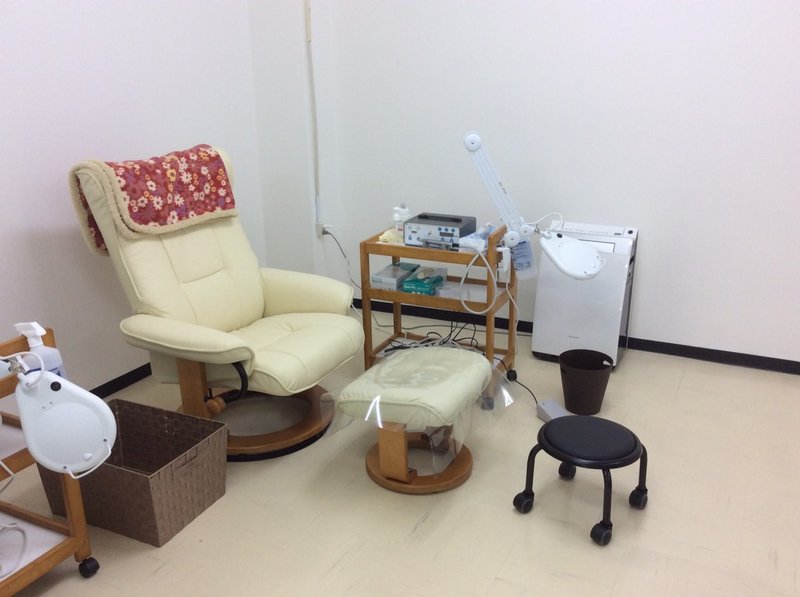 ドクターネイル爪革命沖縄 | 那覇のリラクゼーション