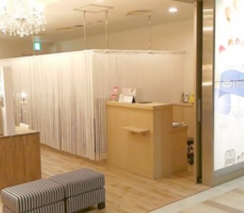 Princess Ash 阪急三番街店 | 梅田のネイルサロン