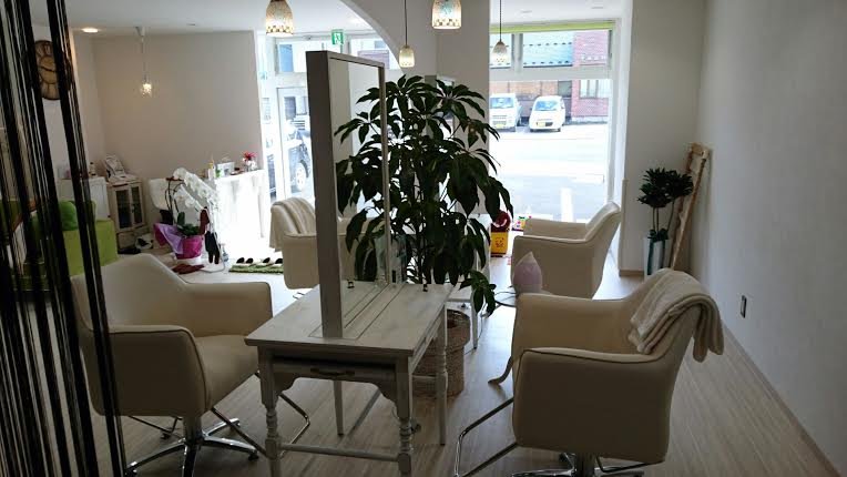 Minnie hair a-to | 都留のヘアサロン