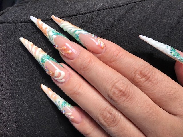 ネイルサロン＆ネイルスクール　Minerva | 三軒茶屋のネイルサロン