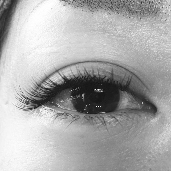 マツエクサロン PINKMOON | 佐世保のアイラッシュ