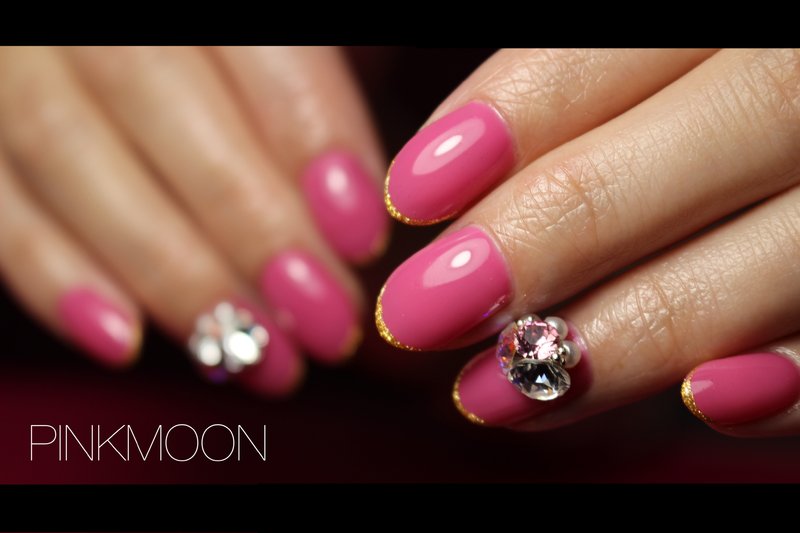 マツエクサロンPINKMOON | 佐世保のネイルサロン