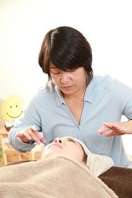 糸脱毛エステ  bee-smiling | 京橋のエステサロン