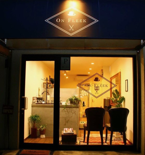 ON FLEEK | 下関のヘアサロン