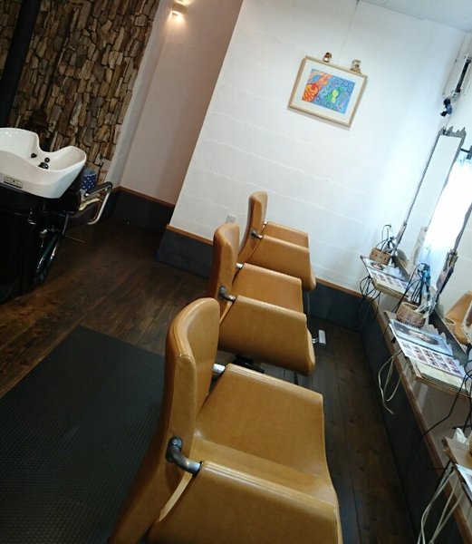 美容室エーカムサット | 岩出のヘアサロン