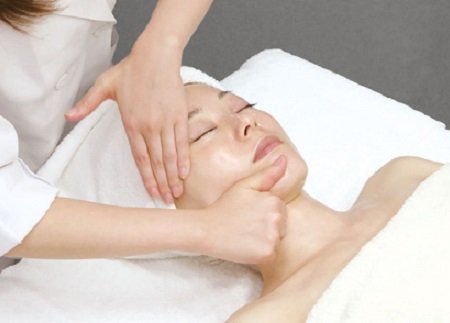 肌改善、ピーリング、ボディセラピー【美と癒しのサロン　ベリアル】 | 飯田橋のエステサロン