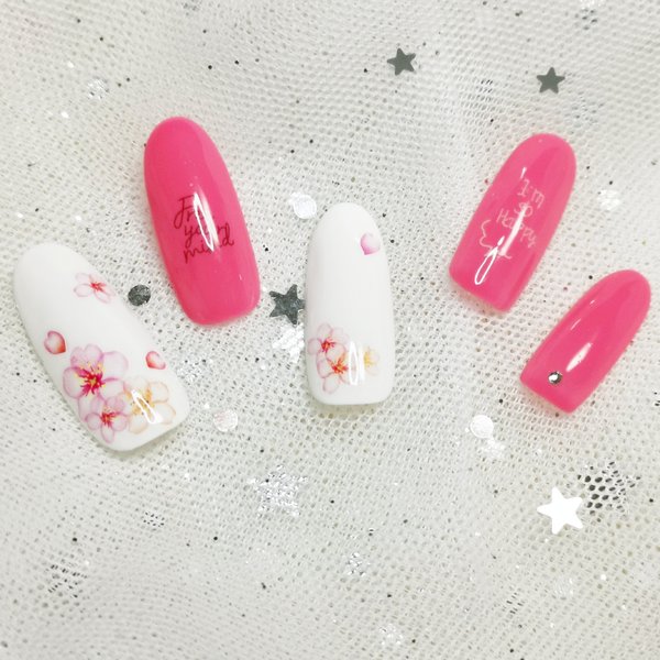 Rosi's Salon | 岩見沢のネイルサロン