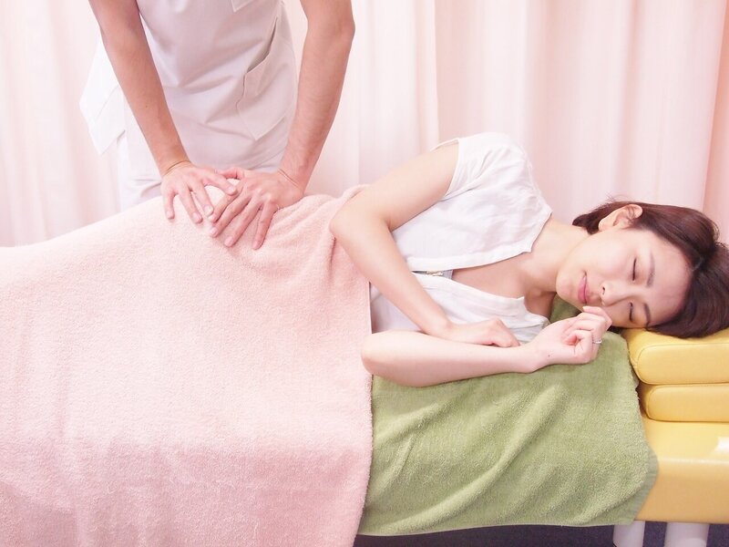 やわらカイロプラクティック 新宿院 | 新宿のリラクゼーション