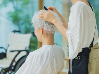 Ａ-yu.hair 訪問美容師サービス