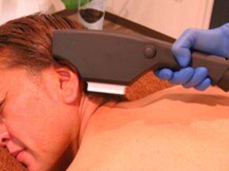 メンズ脱毛 LUSSO ROSSO | 宇都宮のエステサロン