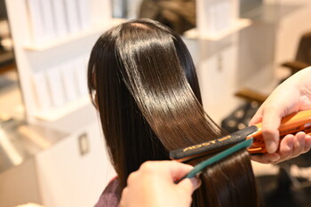 LAKOLA | 池袋のヘアサロン