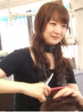 塩澤 美雪 | hair care salon Seibu+ 久米川店の店長・スタイリスト（歴15年）