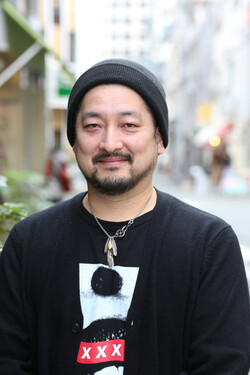 土居　敬章 | Evelyn&Paige by CARERRAのスタイリスト