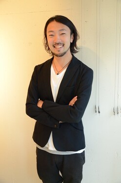 古賀　真澄 | feel kabの店長