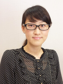 岩渕 ひとみ | Aroma&ivoryの主任