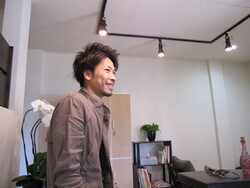 熊崎健介 | hair lounge Friscaの