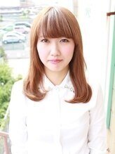 大野秀華 | Doorのスタイリスト