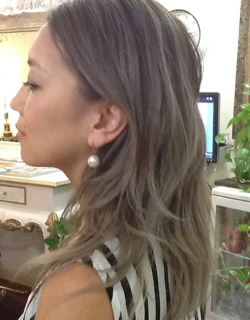 emi | felizのスタイリスト／ネイリスト