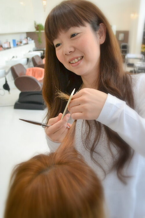 平野　小百合 | hair create mm - ミリ -のデザイナー