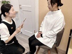 眉毛×肌ツヤ | スマイルサロンのエステティシャン