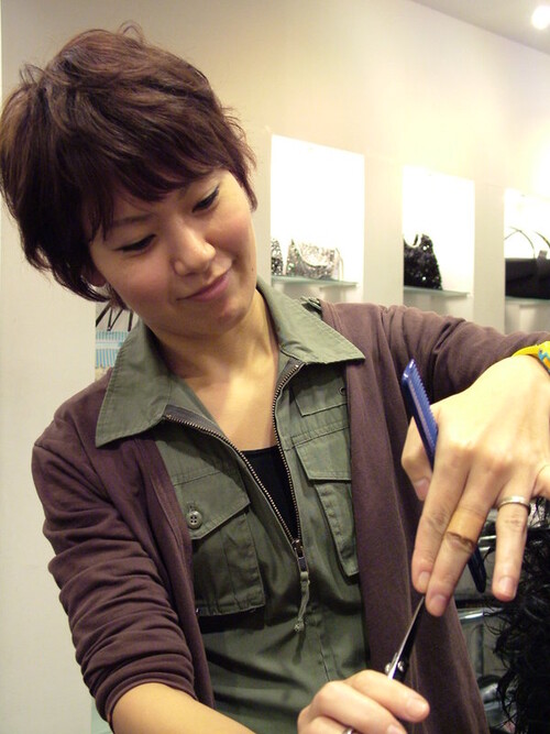 舛谷　あゆみ | 美容室　ペニンシュラの