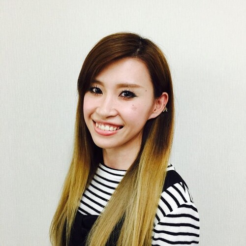 まきこ | Natural Nailの