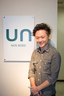 佐野亮介 | ｕｎ SOURIRE ～ヘア～のスタイリスト
