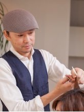 宮嶋 俊文 | atural ～in suの店長