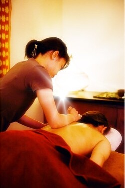 店長 | アユナタの