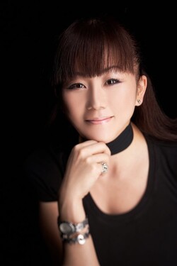 シホデラックス | 顔筋ストレッチメンテナンスサロン　代官山BIJINのスキンケアリスト