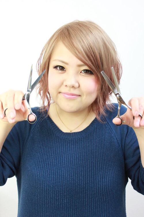 川端　里奈 | ヘアースポット イングのスタイリスト