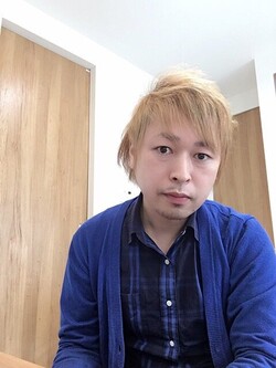 板垣 正憲 | REVIEのhair designer