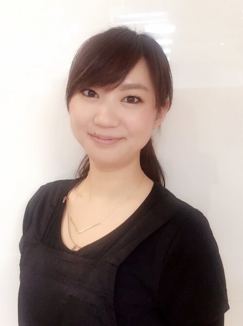 濱口真帆 | MARIE NAILS 神戸 三宮店の