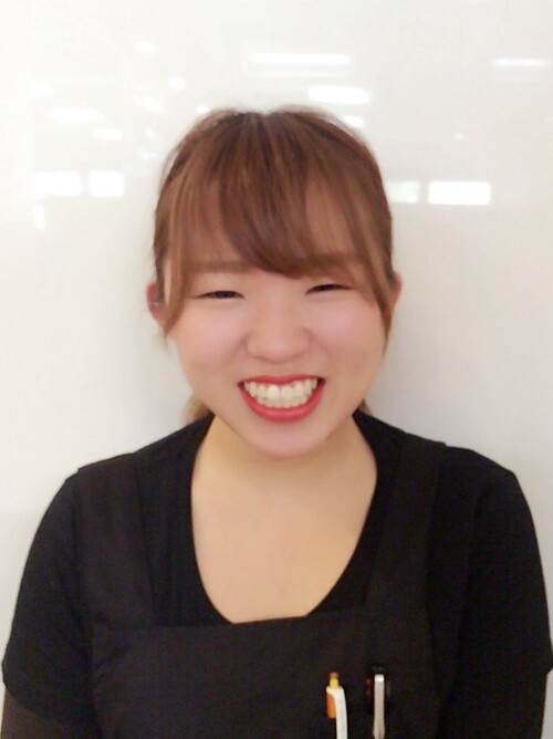 楠本亜紀 | MARIE NAILS 神戸 三宮店の