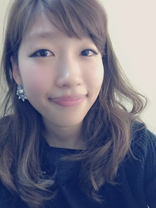 安玉貴 | MARIE NAILS 表参道店の店長　JNA認定講師