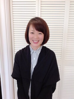 吉田　美保子 | hair&nail LÚCIAのレセプション