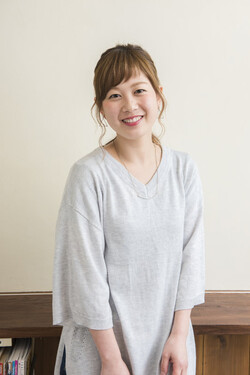 青柳　友美 | BLIK hair&makeのアシスタント