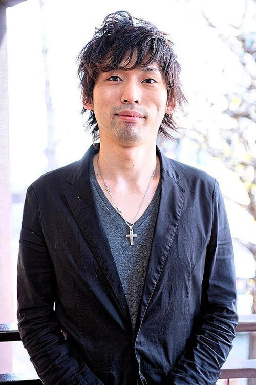 丸　和博 | hair make flenciaの店長