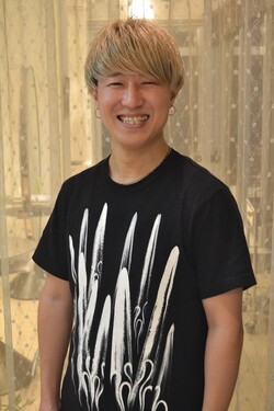 越野 雄大 | オブヘアー宮崎台店の主任/トップスタイリスト
