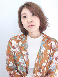 荒木 朋子 | オブヘアー 自由が丘　WEST店のネイリスト／アイリスト／着付け