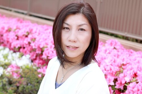 内富由英 | Beauty Space Lucinaの