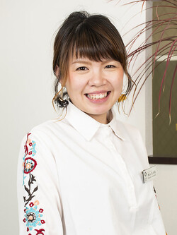 横山　真主美 | Soleilのスタイリスト、アイリスト