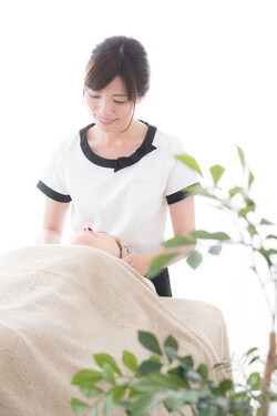 村中 | Select-Beauty＆もみらくの店長