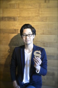 上坂晃平 | bros.THE HAIRのスタイリスト