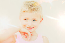 一茶 | Art make candy☆リラクゼーションtolunの美容学生