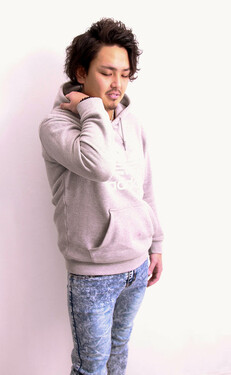 瀬川　稜介 | ヴィトゥレイ Betrayのスタイリスト